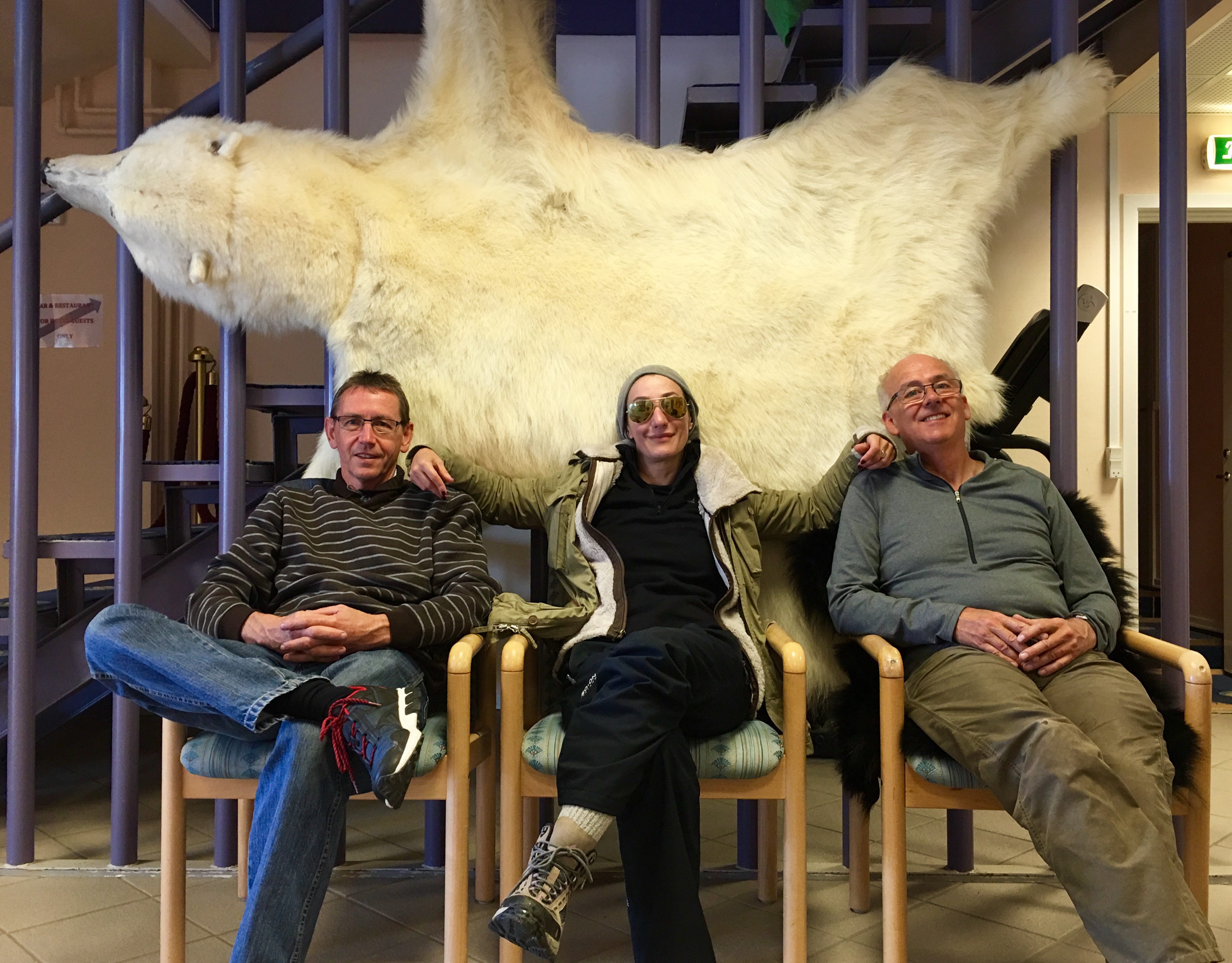 fight off polar bears